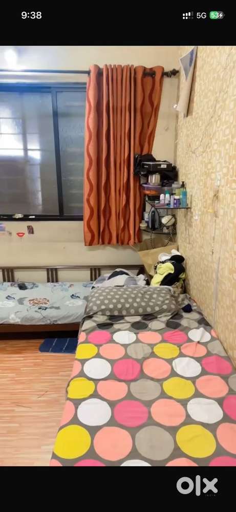 Looking for 1 female flatmate