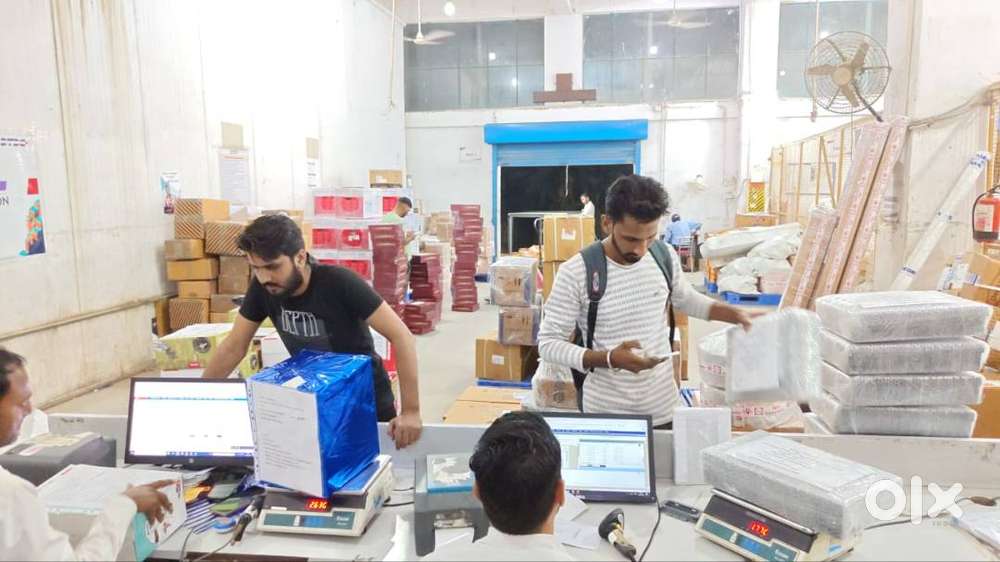 Courier pickup and delivery