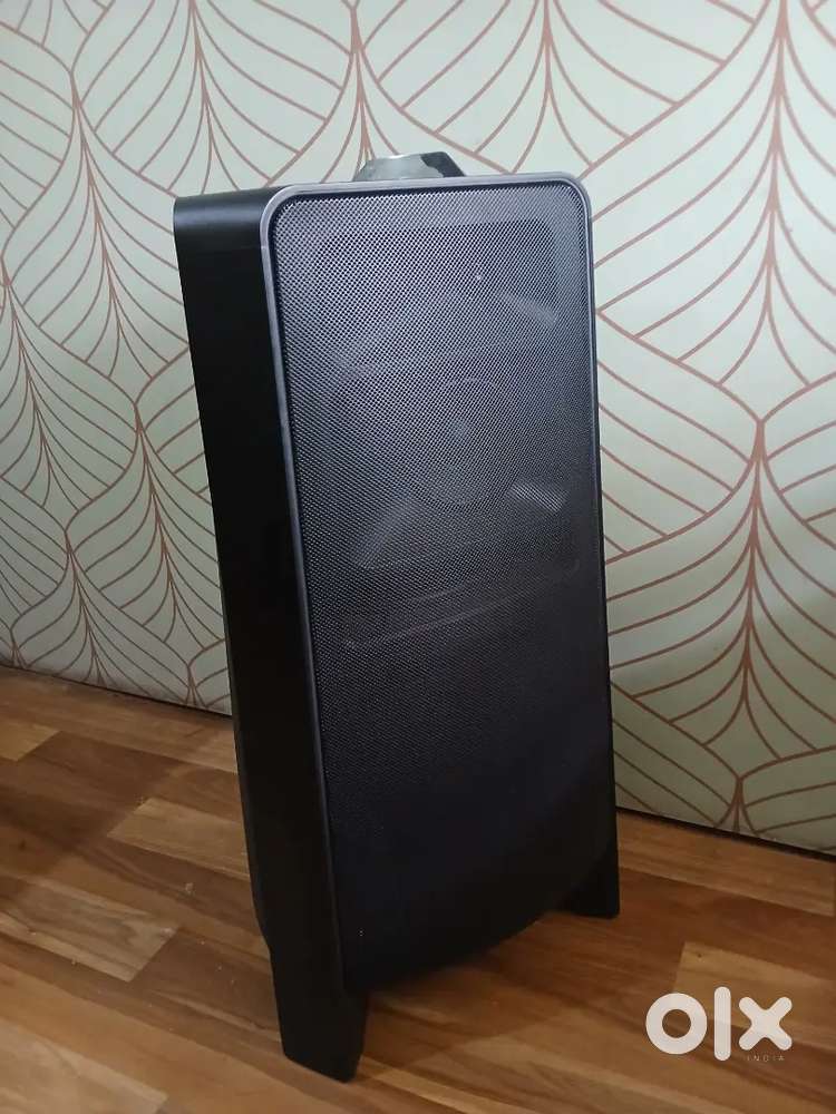 Samsung MAX T70/XL sound tower brand new condition unused !!