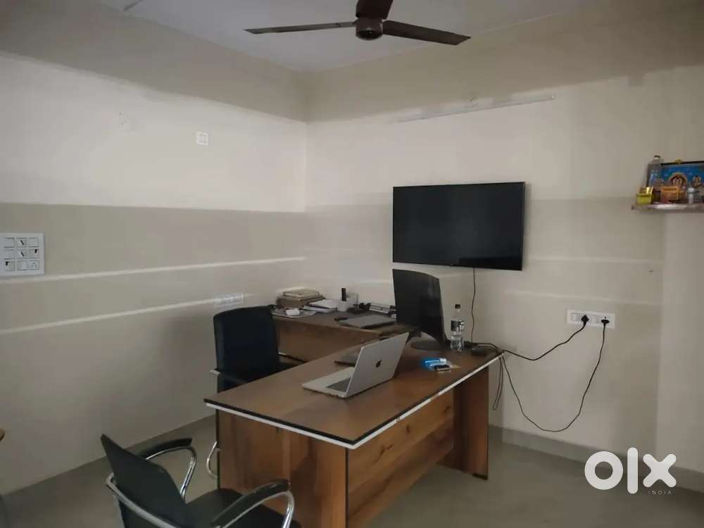 Office or commercial place for rent