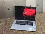 Apple Macbook Pro i7/16/512gb/5.5gb Graphics 15inch Retina Touchbar