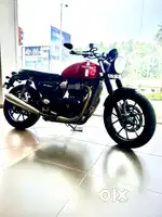 Street twin 900 with WARRANTY 2 months or 2000 KM’s