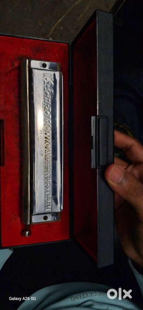 Hohner M28001 64 Chromonica Harmonica - key C