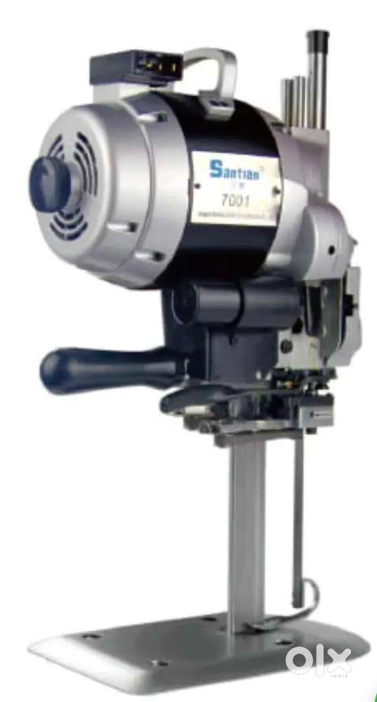 Clothes cutting machine