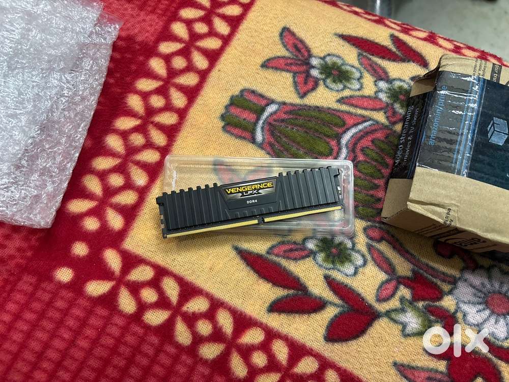 Corsair Vengeance LPX 8GB (1x8GB) DDR4 3200MHZ C16 Desktop RAM (Black)