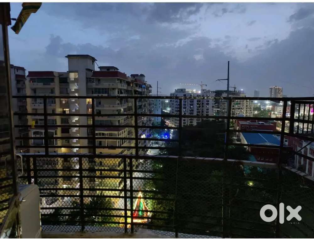 2 bhk fully furnished flat for rent in Indirapuram society