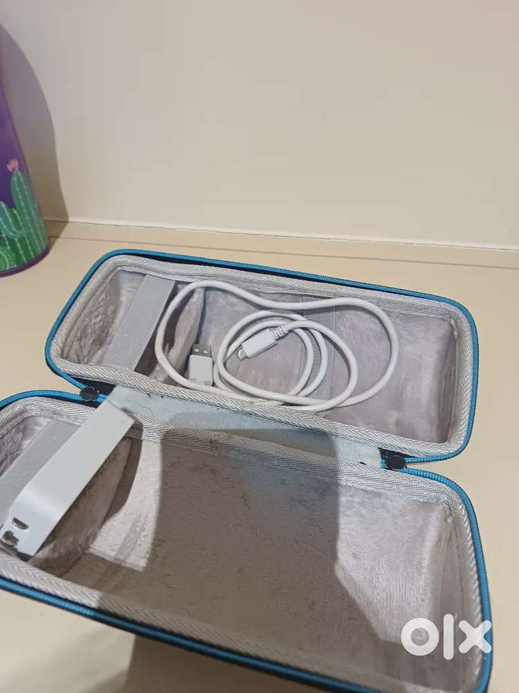 Bose bluetooth speaker mint new condition