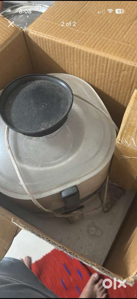Unused new juicer from croma