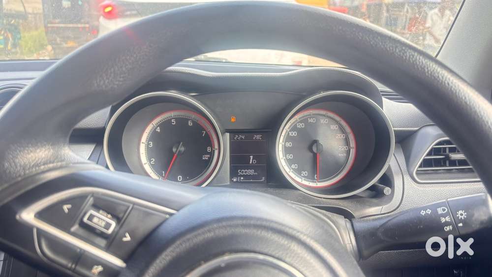 Maruti Suzuki Swift 2022 Petrol amt Well Maintained