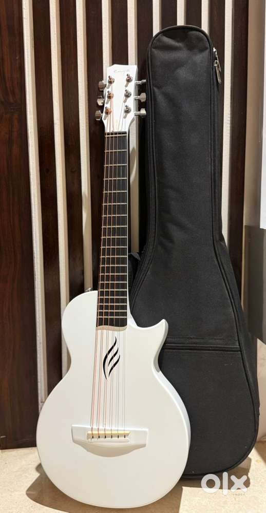 Enya Go Mini Guitar in Brand New Condition
