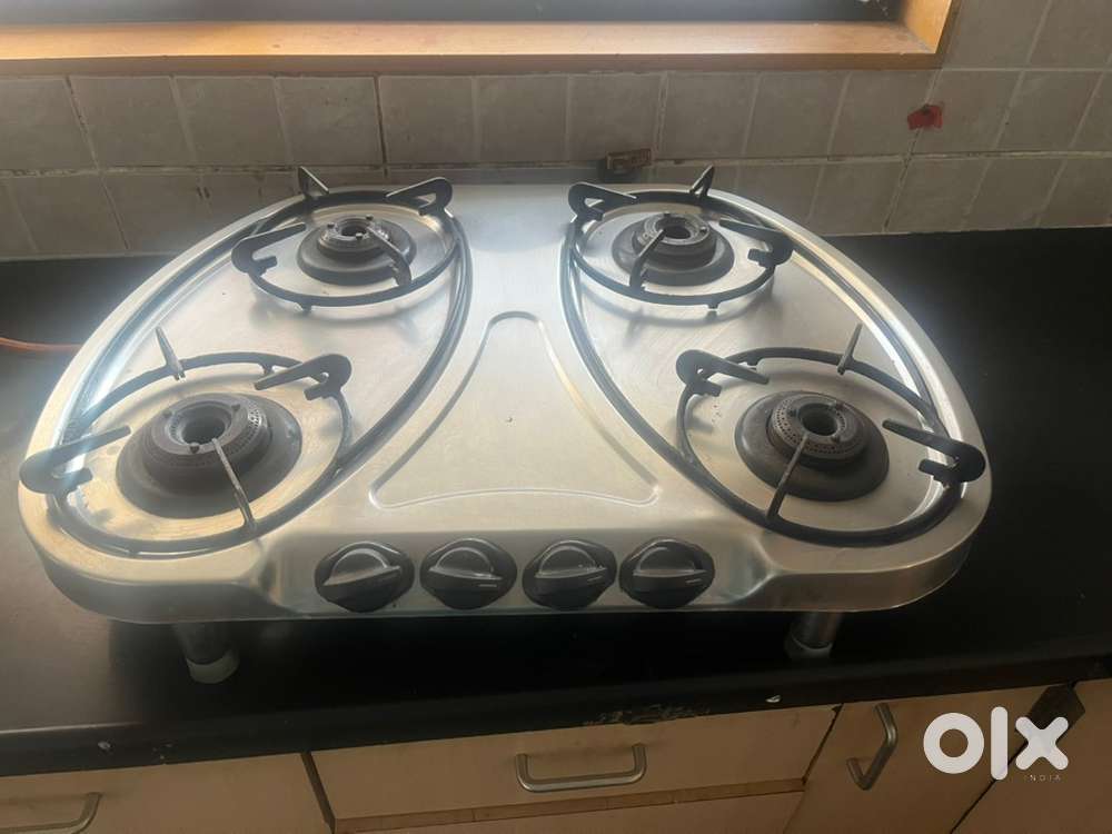 4 burner gas stove