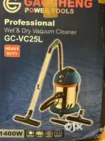 Vacuums cleaner