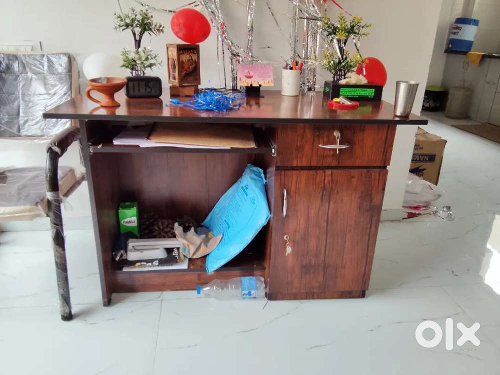 Computer Table