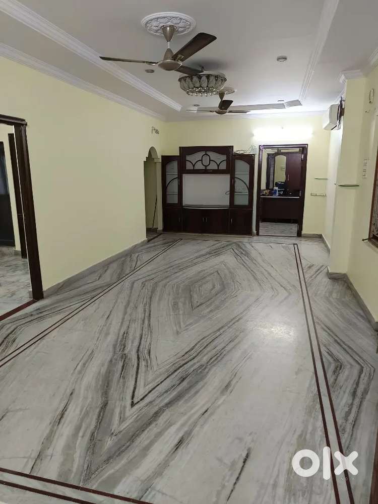 3 Room House For Rental near APIIC Building