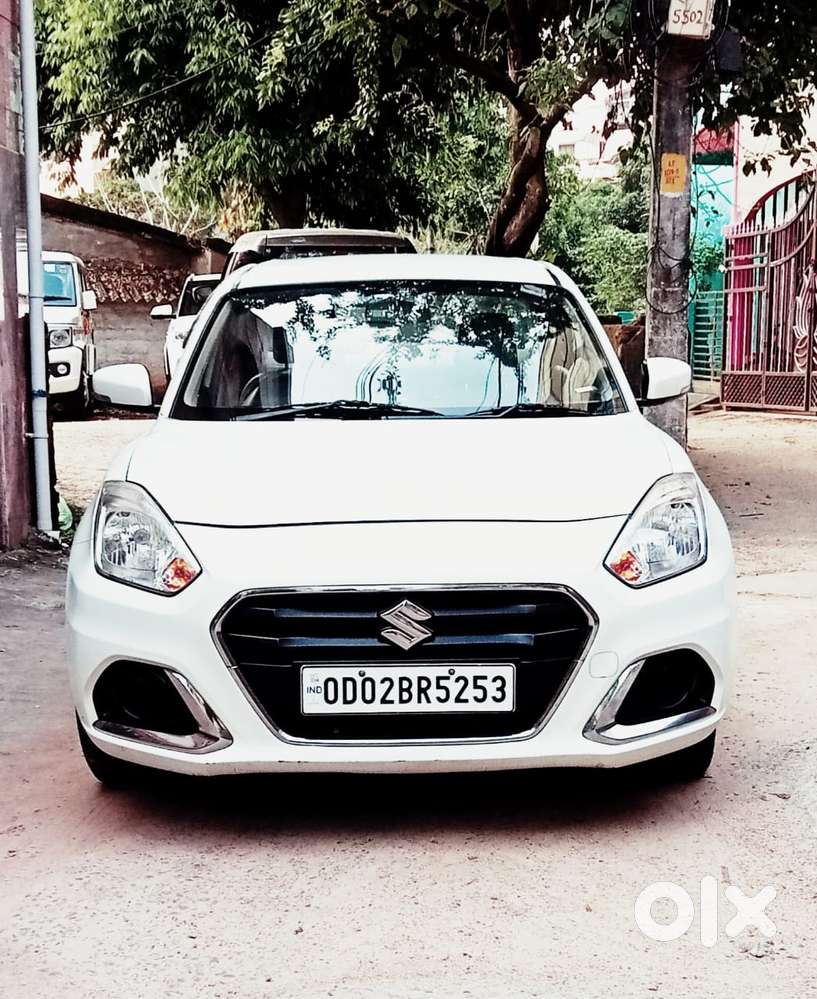 Maruti Suzuki Swift Dzire VXI Optional, 2022, Petrol