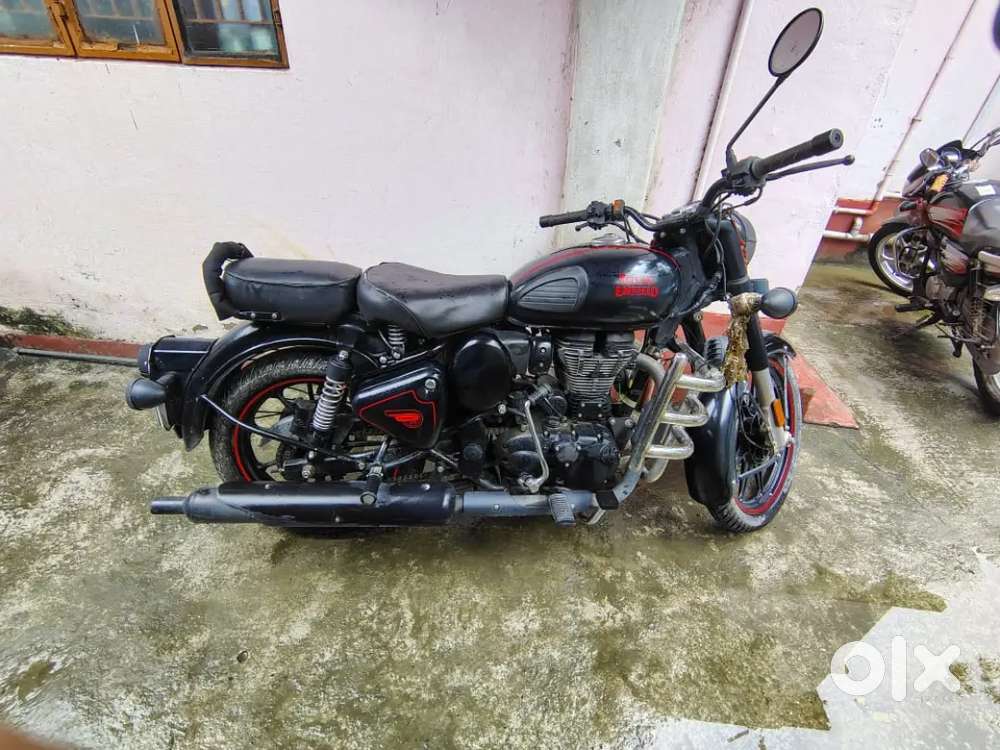 BIKE IS IN FULL NEW CONDITION WITH ALL UPDATED DOCUMENTS