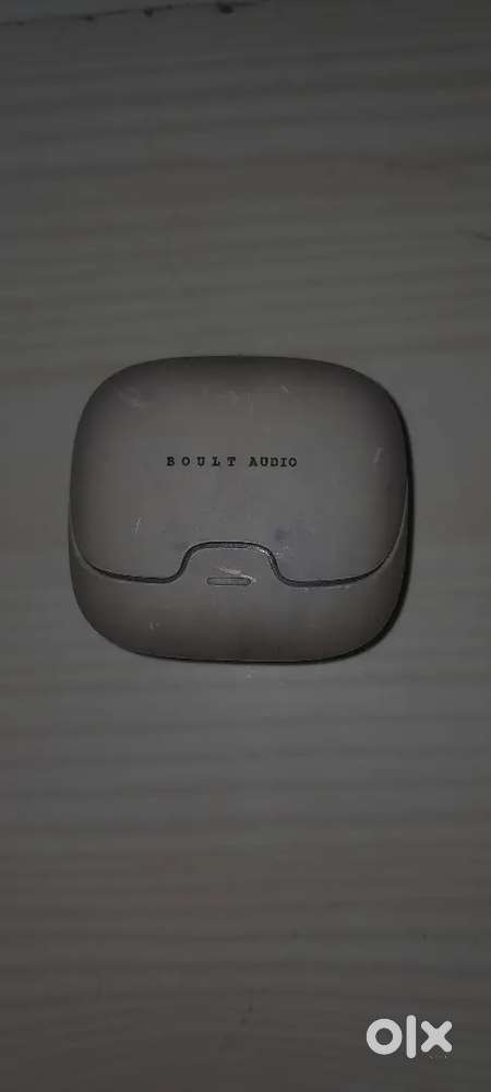 No bill no box good condition Boult Audio