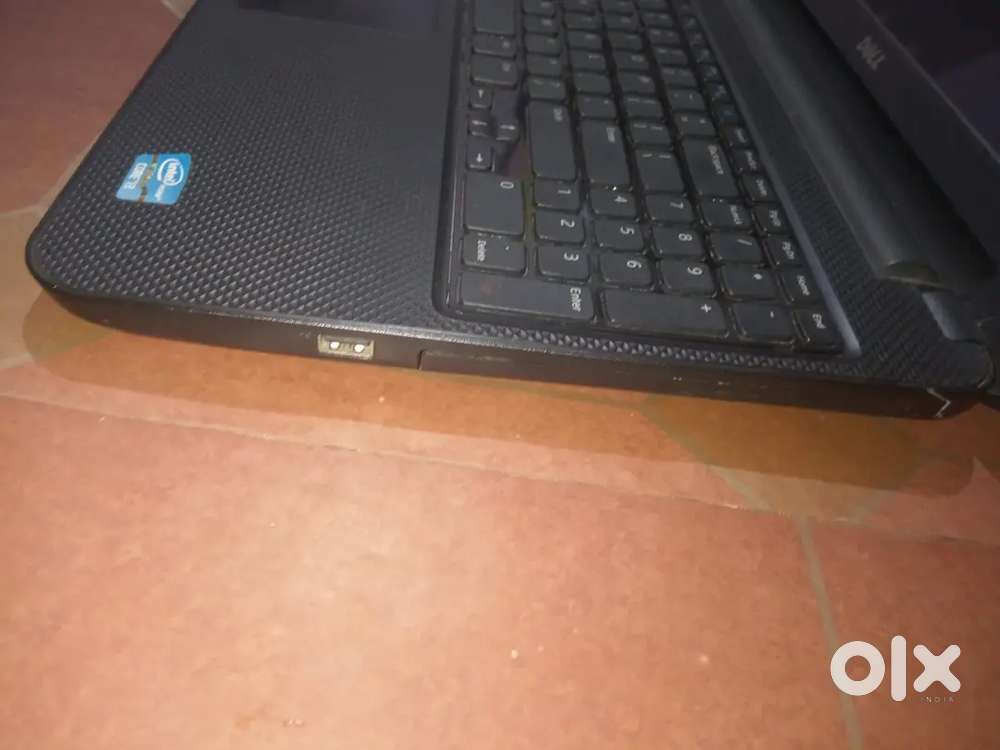 Dell Inspiron 3521 laptop with i3 core processor