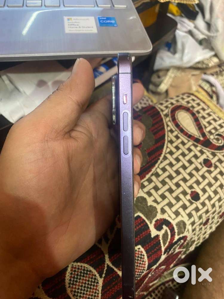 iPhone 14 Pro Max (256GB) in mint condition – no scratches, no issues