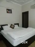 3 bhk semi furnished flat all amenities available