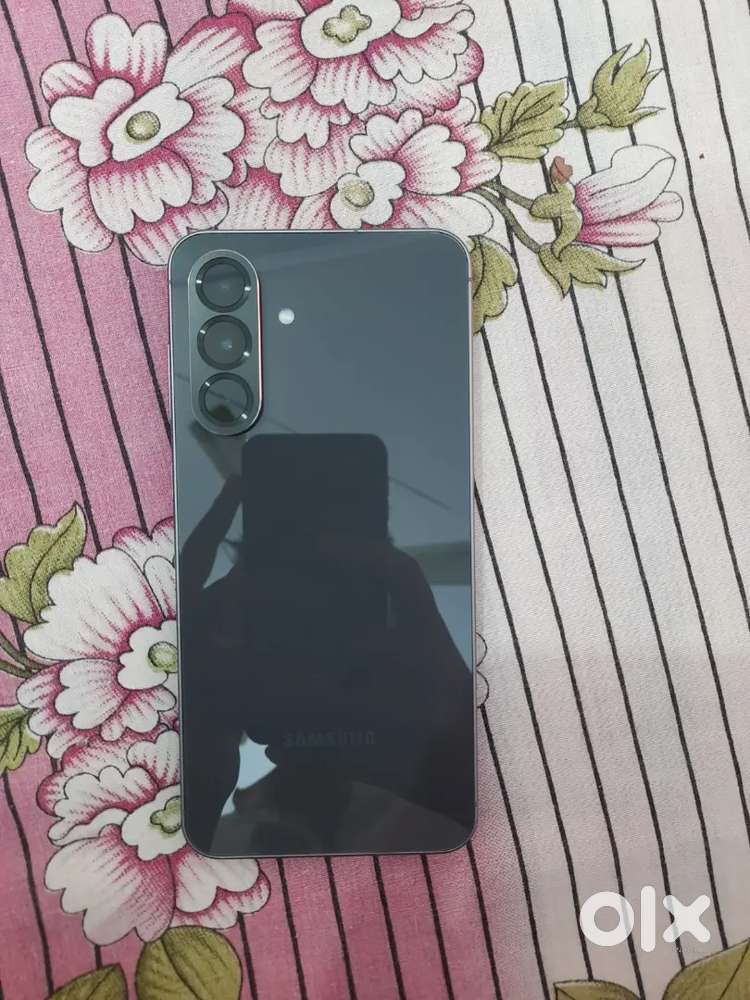 Samsung galaxy a56 5g X Model 2025 X  2 month old