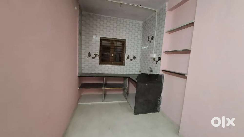 1BHK ROAD TOUCH SAMIFURNISED HOUSE FOR RENT NEW SAMA ABHILASHA