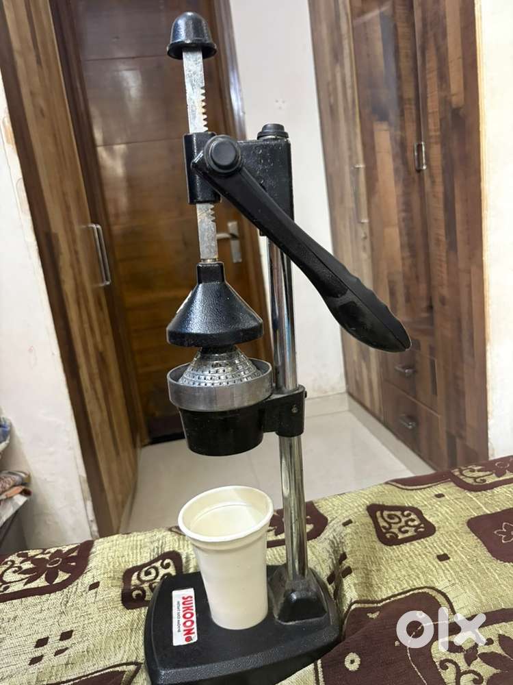Juicer machine