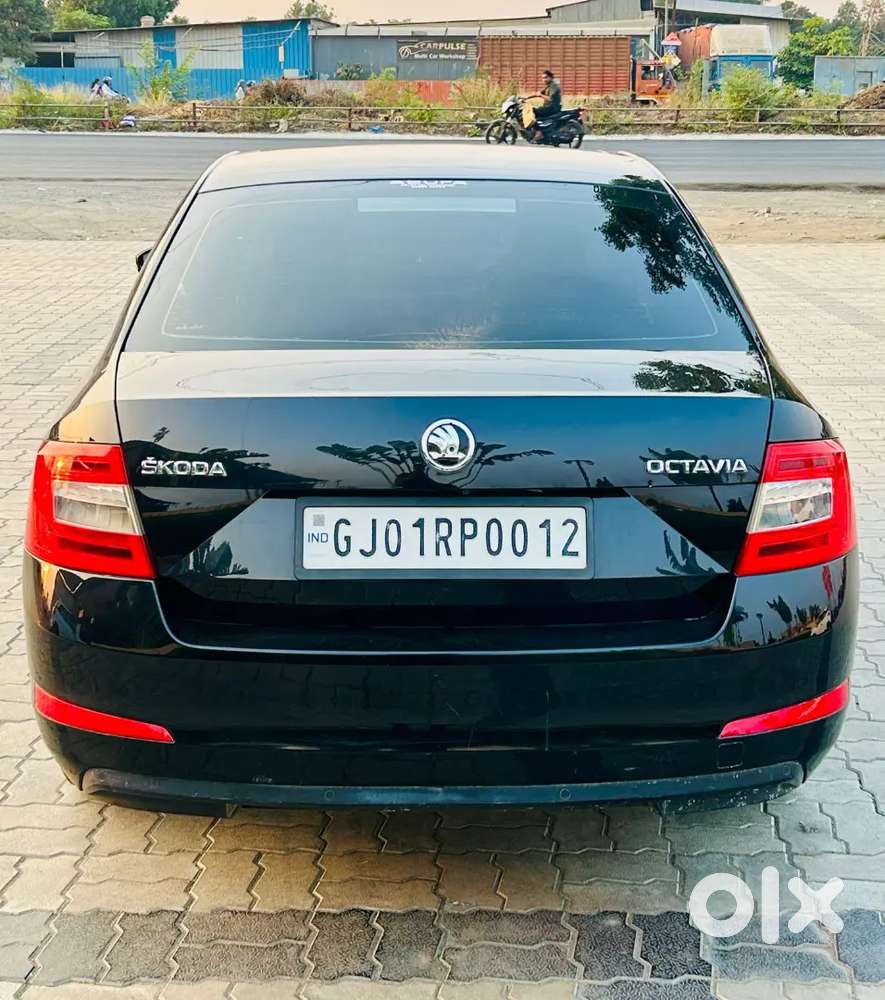 Skoda Octavia 2016 Diesel Well Maintained.5 tayer new.sprwell not usd