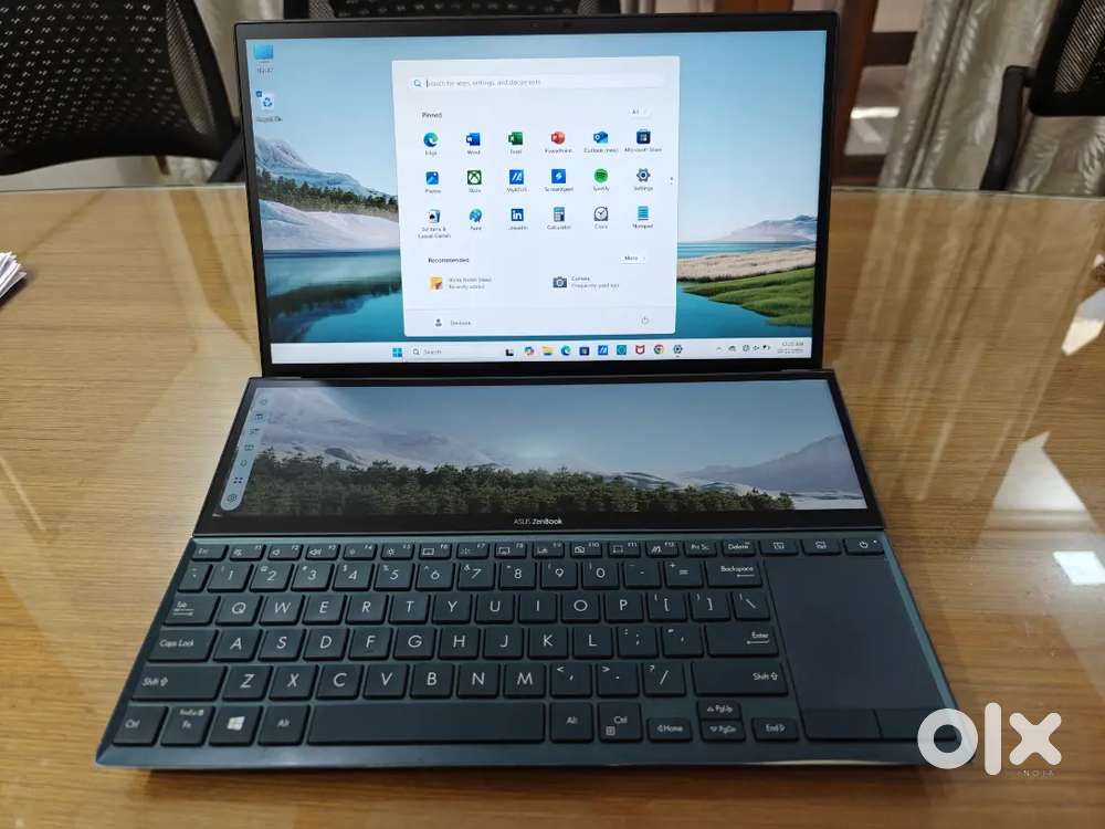 Asus Zenbook Duo Dual screen laptop