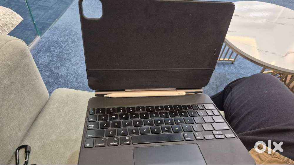 Ipad pro 11 magic keyboard and pencil