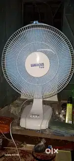 Brand new table fan LUMINOUS