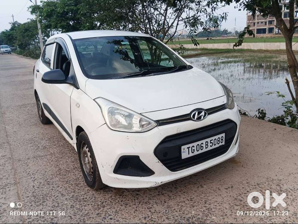 2017 Hundai Xcent CRDI BSIV Diesel Vehicle