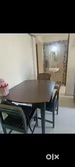 4 seater dining table