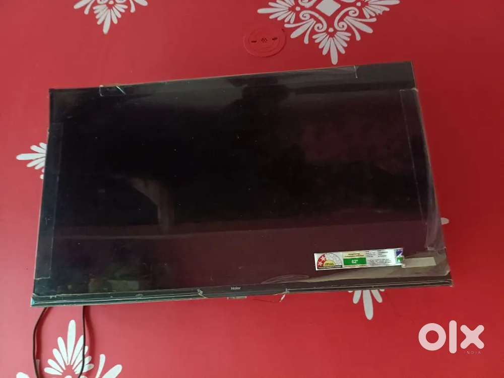 Tv  32 inch Haier tv  urgent sale