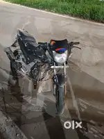 Cbz xtreme h jisko Lena h jldi contact kro 2013 model h