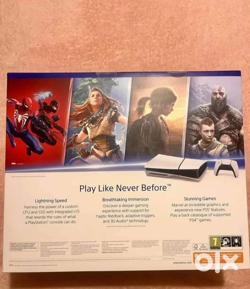 PlayStation 5 Slim 1TB - Disc Edition Console