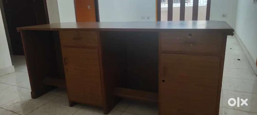 Office desk