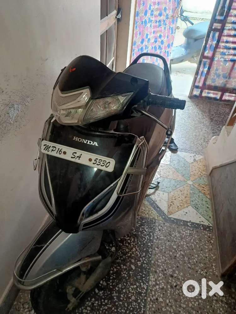 Activa 5G scooty