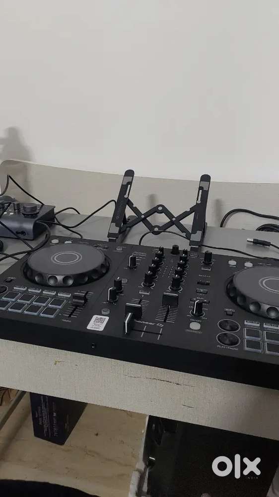 Pioneer flx 4 DJ controller