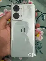 One plus 2T 5 G (8,128) urgent sell