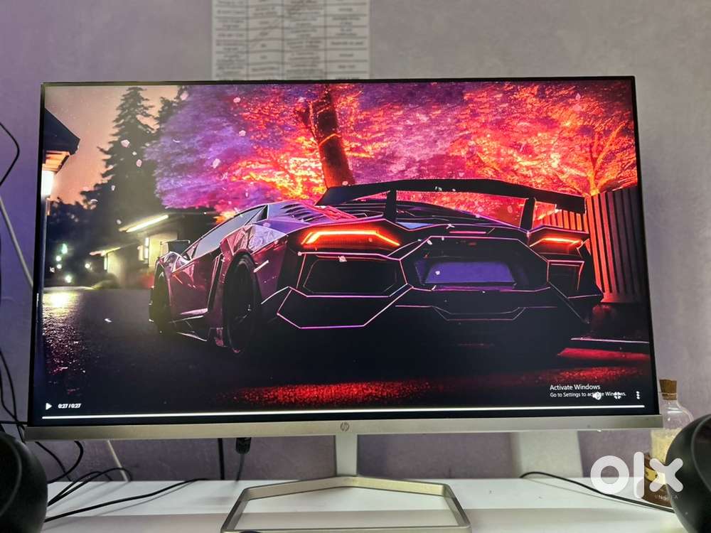Brand new condition HP 27-inches monitor pc laptop connectivity