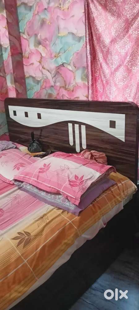 BOX BED, ALMIRAH AND DRESSING TABLE