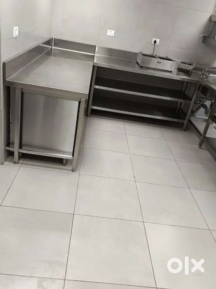 Cook shef Juice Maker Tea Maker Waiter Helper Manager