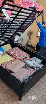Powder coated detachable metal bed.