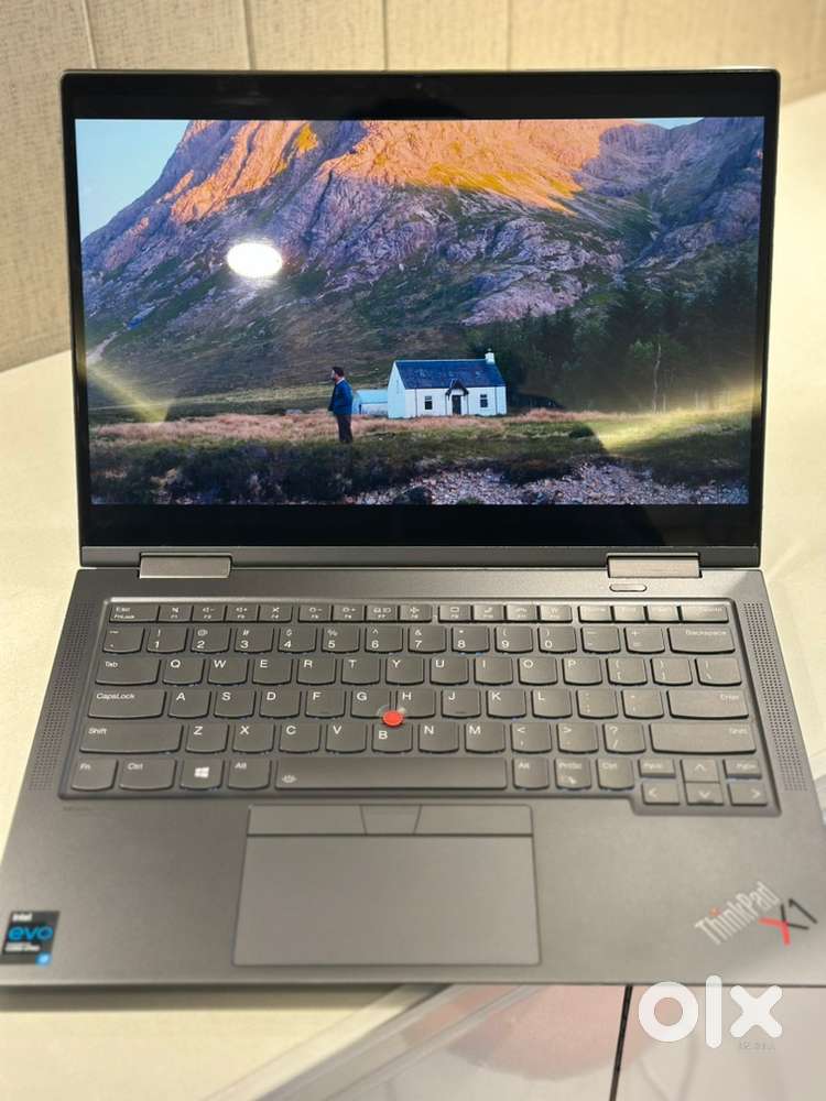 Lenovo X1 Yoga Touch Screen with Integrated Pen