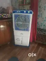 Swaraj coolar water capacity 65 ltr