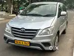 TOYOTA INNOVA