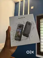 INSTA 360X4 unused box ful set