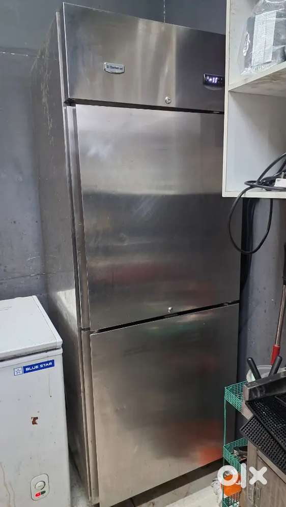 Electrolux deep freezer upright 600l