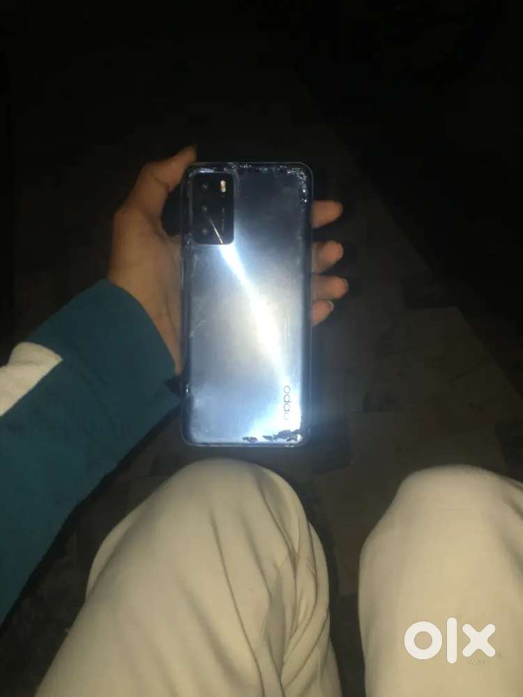 PHONE SEEL KARNA HAI